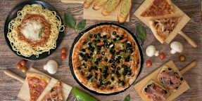 Mora's Pizza