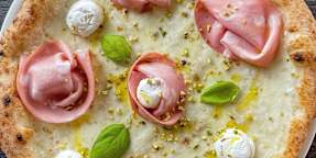 Vela Pizza & Tradizioni Napoletane