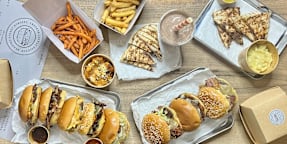 Reading Street Burgers @ the White Swan