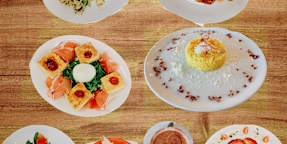 Alla Salute! Trattoria Pizzeria - Social