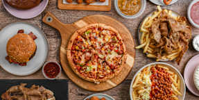 Deluxe Pizza