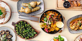 La Lluna - Muswell Hill