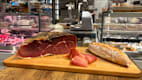 Szynki sezonowane: Jamon Ibérico / Serrano / Prosciutto