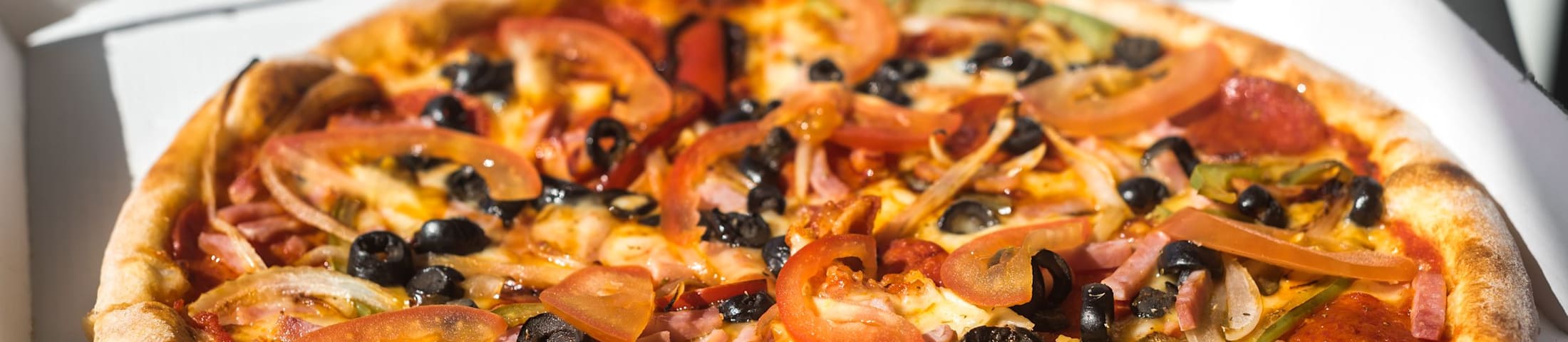 Mr pizza just eat outlet