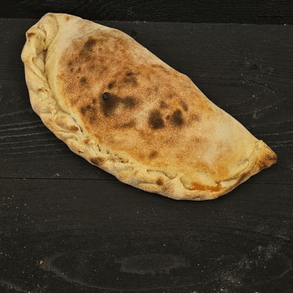 Calzone pizza with shawarma