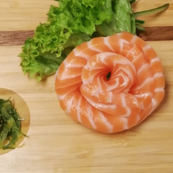 Sake sashimi