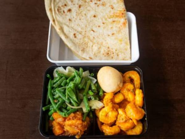 Kerrie Prawn Roti Roll 🔥