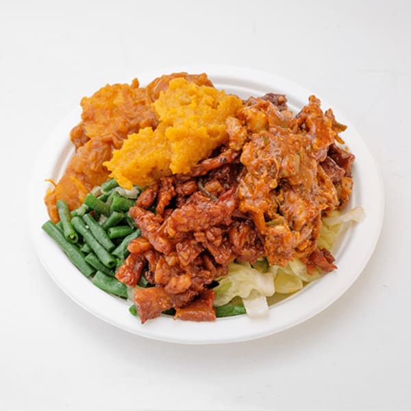 Roti jungle ( spicy chicken, curry chicken, pumpkin and tempeh )