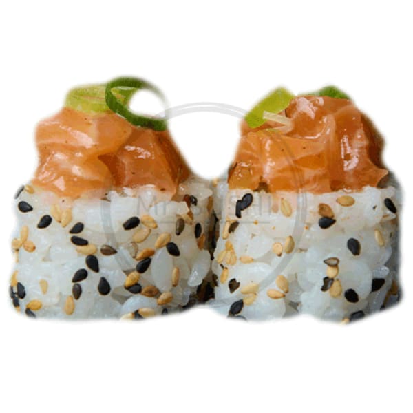 Salmon yuzu tartare roll