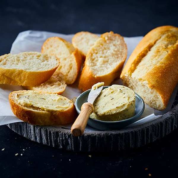 Stock bread with herb butter