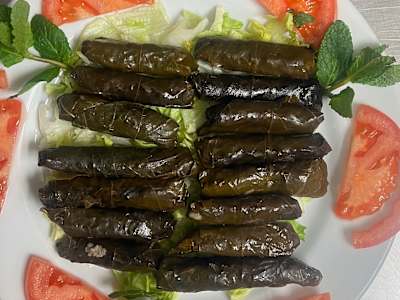 Warak inab bel lahme