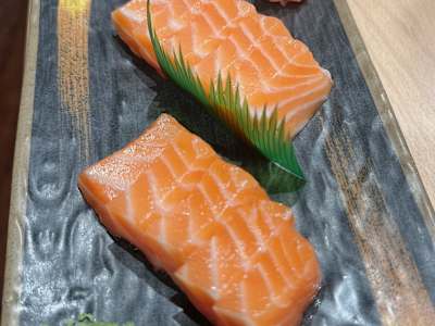 Sake Sashimi, 10 Cortes