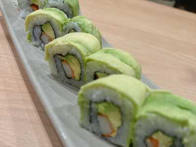 Aguacate Uramaki