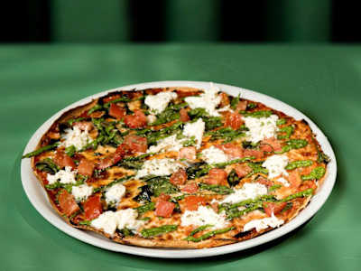 Pizza Caprese