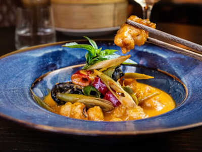 Singapore Chili Prawns