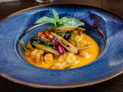Langostinos al curry