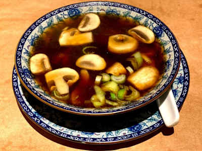 Sopa de Champiñones y Pollo
