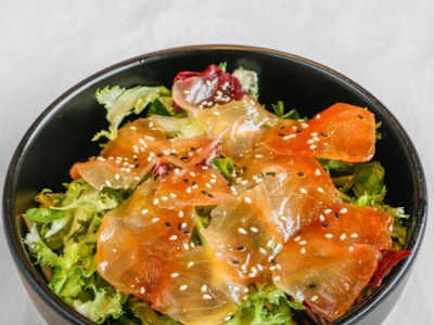 Ensalada de Salmón Marinado