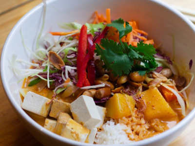 Curry Semanal con Tofu Bio