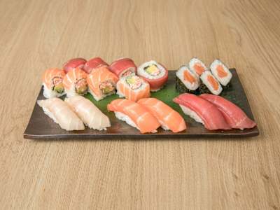 157. Maki sushi mix ( 18 pzas )