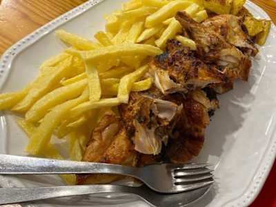 Pollo a la Brasa con Patatas