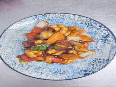50. Gambas con Salsa Picante
