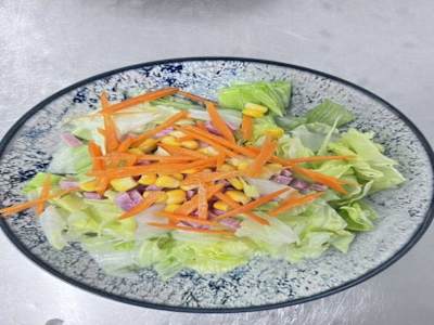 1. Ensalada Especial de La Casa
