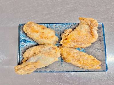 42. Alitas de Pollo, 4 Unidades