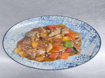 47. Ternera con Salsa Picante