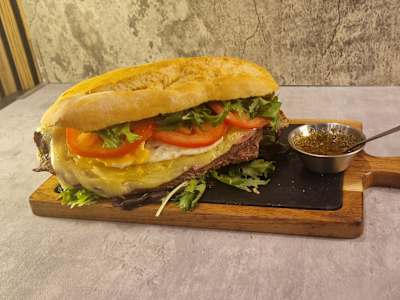 Sandwich de Lomito