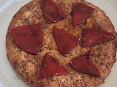 Tortilla de patata con piquillos confitados