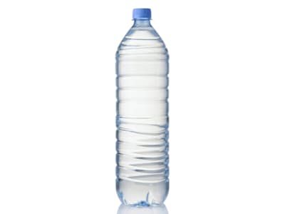 Agua botella 1 L.