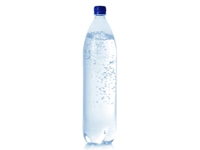Agua con gas.