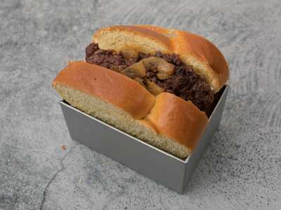 Brioche de Morcilla y Queso Azul