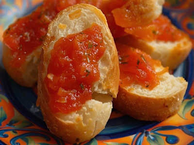 Pan con tomate
