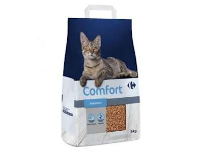 Arena absorbente perfumada para gatos Carrefour 5 kg.