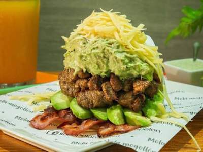 Arepa Bomba