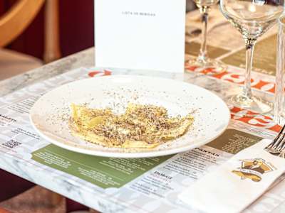 RAVIOLI BURR0 E TARTUFO