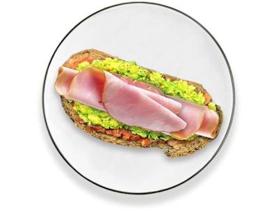 Tosta de Aguacate y Pavo