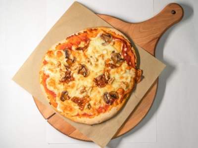 Pizza Brie