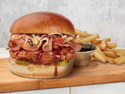 WHISKEY - GLAZE CRUNCHY CHICKEN BURGER