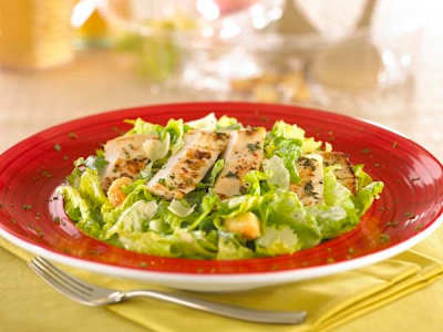 CHICKEN CAESAR SALAD