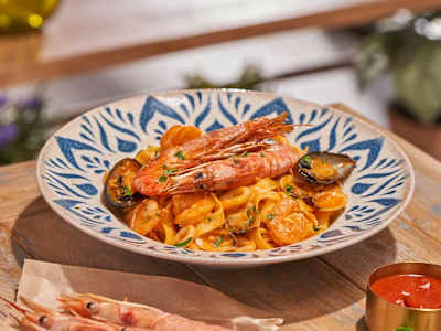 FETTUCCINE FRUTTI DI MARE E GAMBERI