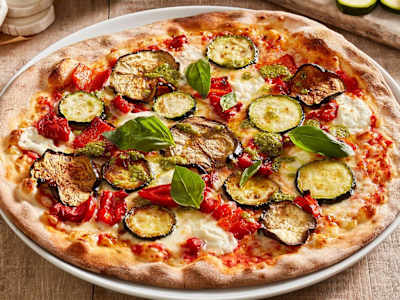 PIZZA VERDURE E FORMAGGIO DI CAPRA