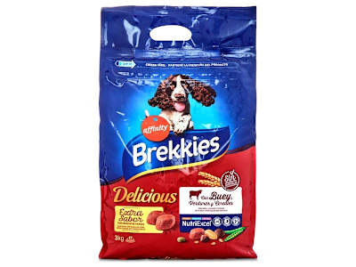 Alimento para perros adultos con buey Brekkies Delicious bolsa 3 Kg