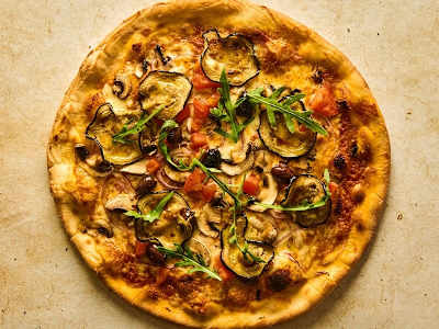 Pizza Mediterránea