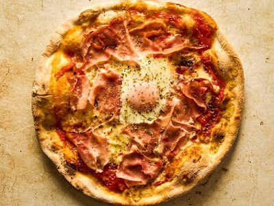 Pizza Bismark