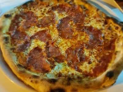Pizza Salame Napoli Mediana