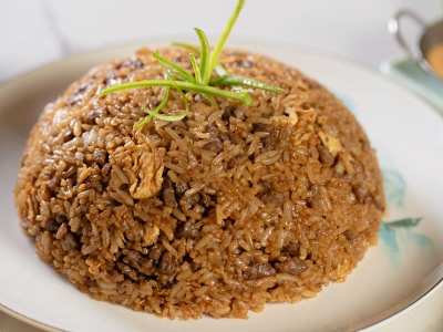 20. Arroz Frito con Ternera y Salsa de Soja
