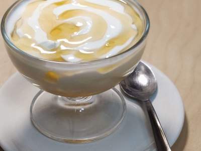 YOGUR CON MIEL